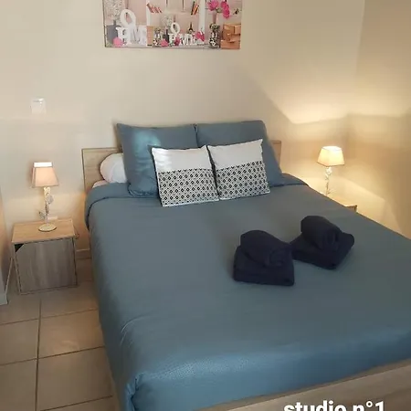 Appartements Danciu Jonzac Exterior photo